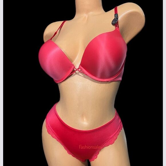 Victorias Secret Set Very Sexy Bombshell Add-2-Cups Push Up bra & Thong 32D / S - Picture 1 of 5